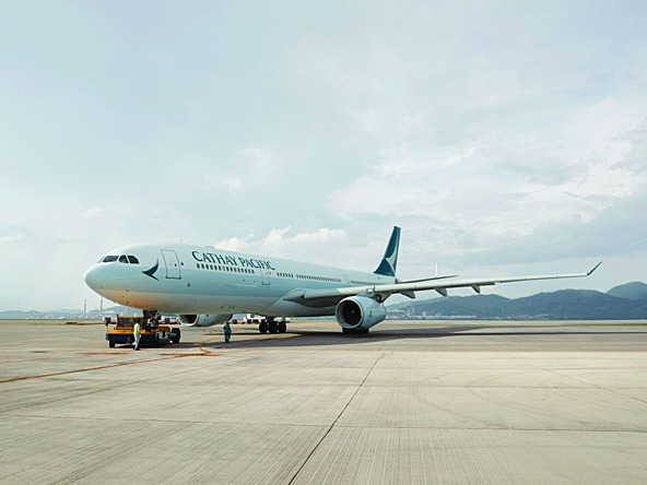 Cathay pacific_crop